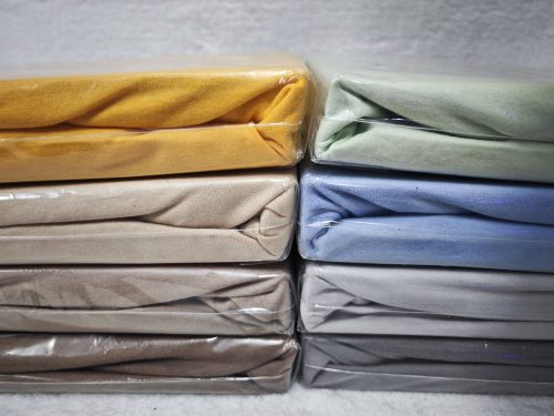 Predajňa 0. Elastická bavlnená sivá plachta na posteľ s gumou 90-100x200cm 